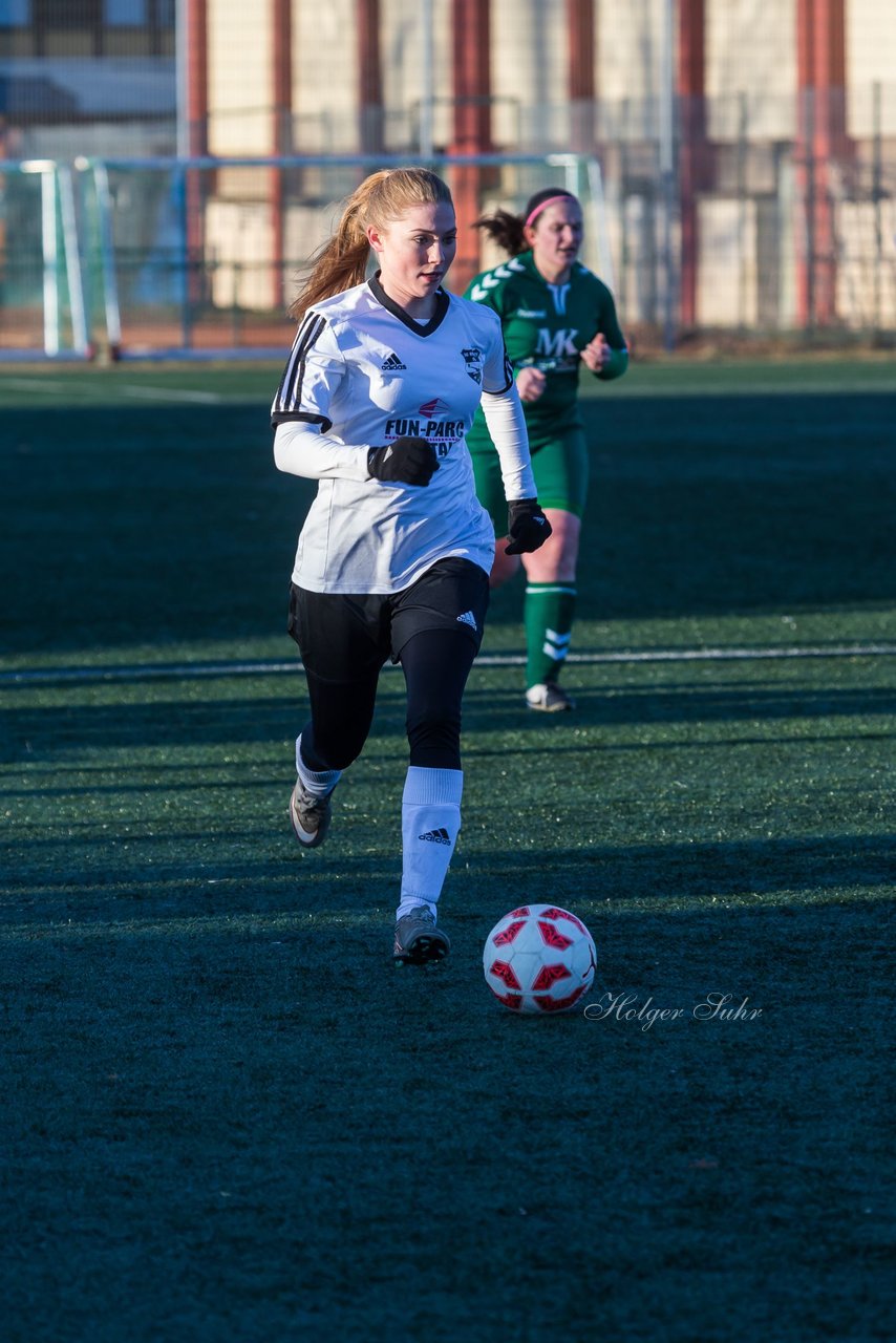 Bild 191 - Frauen SG Holstein Sued - SV Gruenweiss-Siebenbaeumen : Ergebnis: 0:2